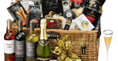 Gift Hampers to Warm the Hearts of your Loved Ones
