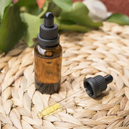 One Should Buy CBD Oil Canada Online At Affordable Prices