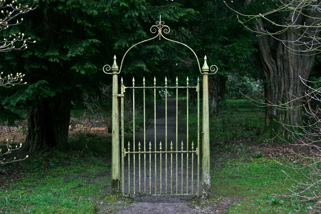 Types Of Garden Gates For Your Garden!