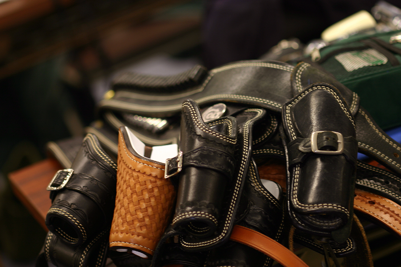 Things that you must always check in a holster