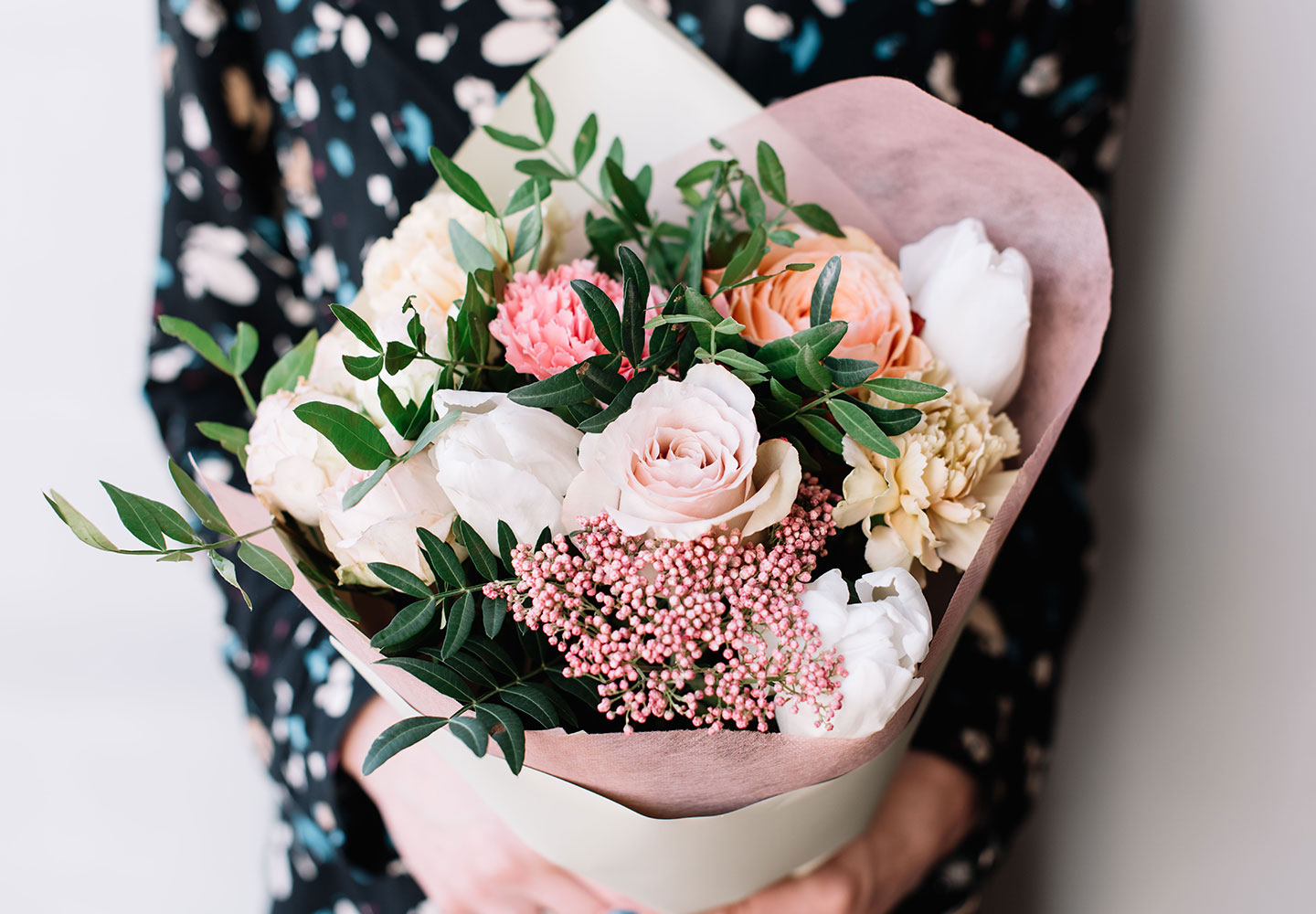 Flower Arrangements as Gifts: How to Choose the Perfect Bouquet
